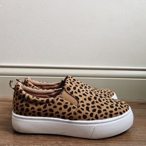 BOUTIQUE PLATFORM ANIMAL PRINT SNEAKERS